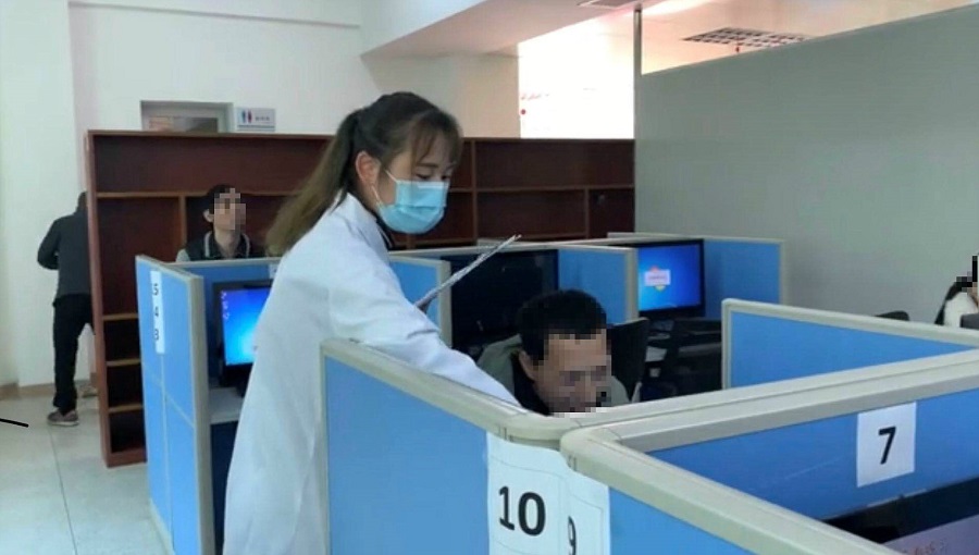 母子2.jpg 母子2.jpg