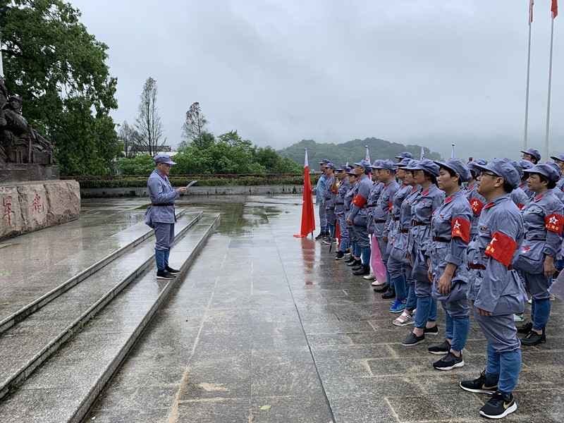 1668669332_.jpg 1668669332_.jpg